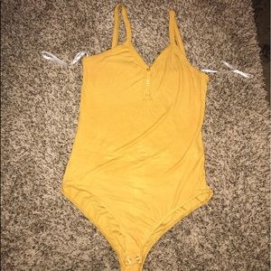 SOLD‼️‼️ Spaghetti Strap bodysuit